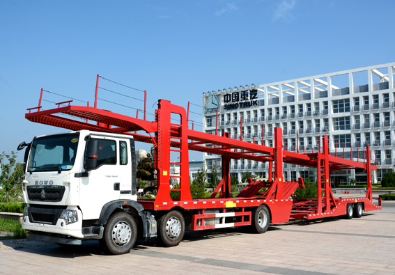 轿车运输车.jpg