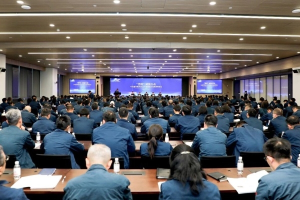 中国重汽集团开展“登峰”赋能行动暨2026年新能源专项培训