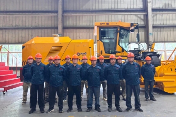 祝贺！中国重汽集团柳州运力公司除雪车班荣获“全国工人先锋号”