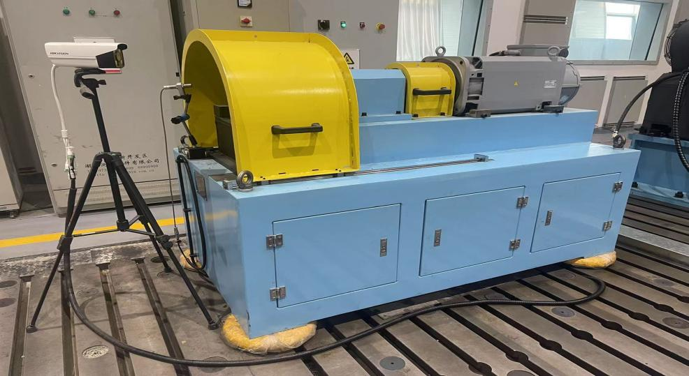 (16)中间支承旋转疲劳试验台(中间支承旋转疲劳试验)