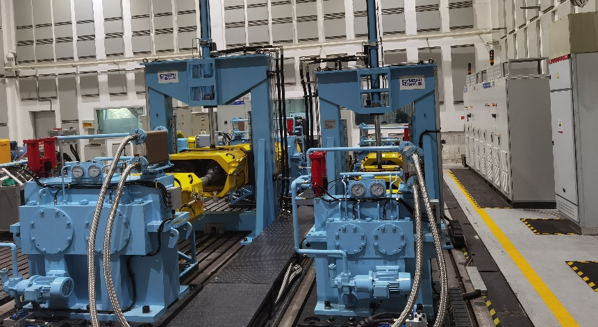 (14)传动轴综合性能试验台(万向节磨损、花键磨损等)